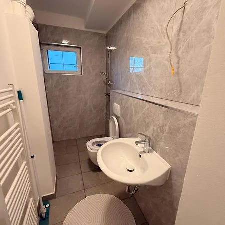 Workhome A2 Zu 3 شقة Lünen